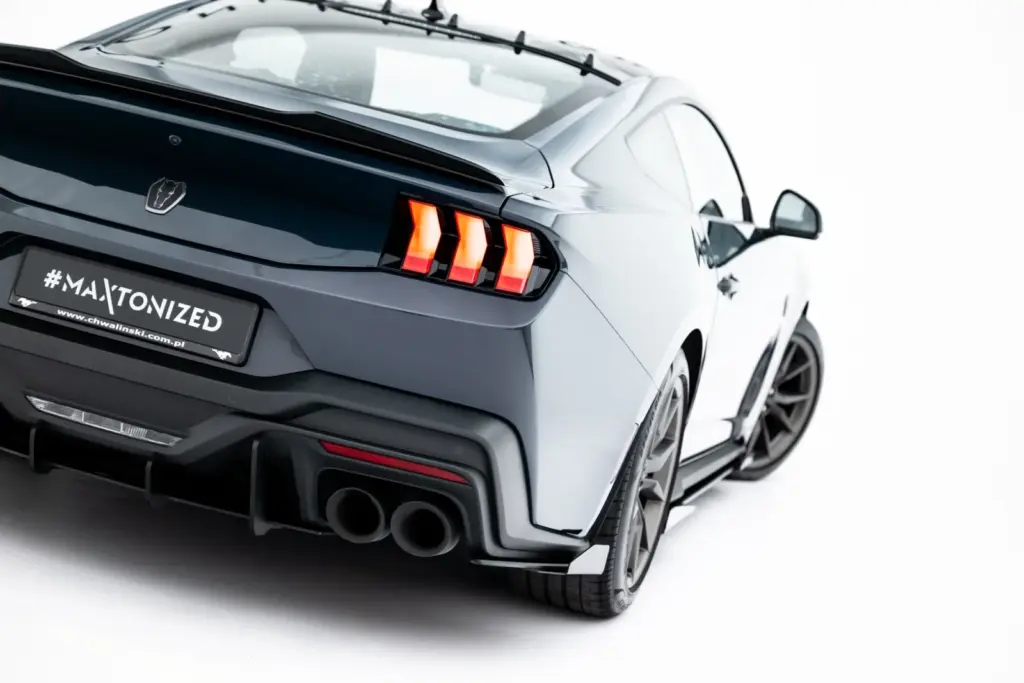 Rear Side Splitters Street Pro + Flaps compatible with Ford Mustang Dark Horse Mk7