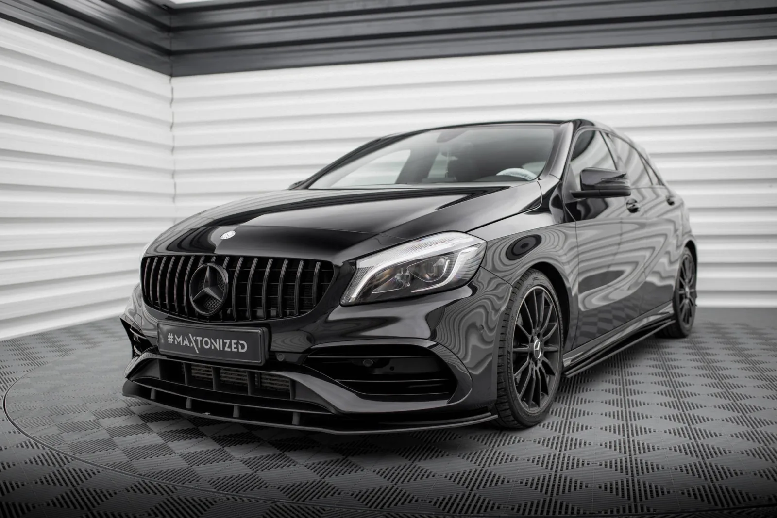 Front Splitter Street Pro compatible with Mercedes-Benz A AMG-Line W176 Facelift
