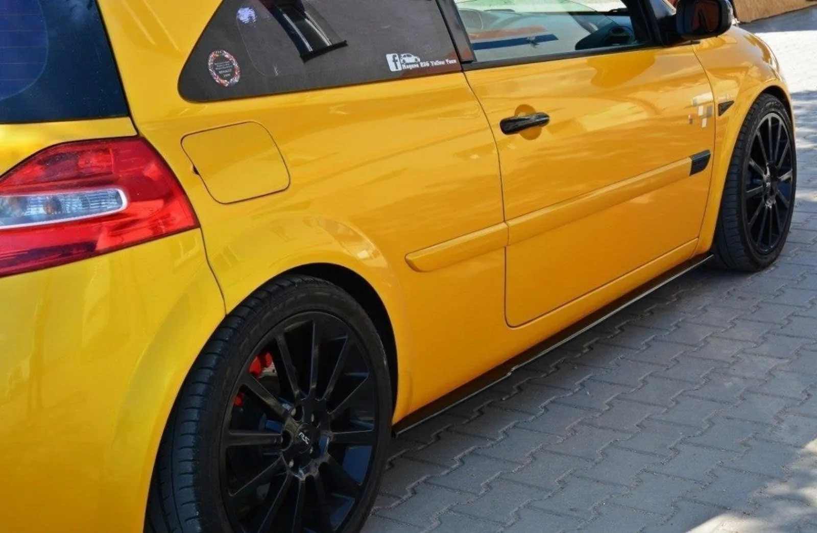 Side Skirts Diffusers compatible with Renault Megane RS Mk2