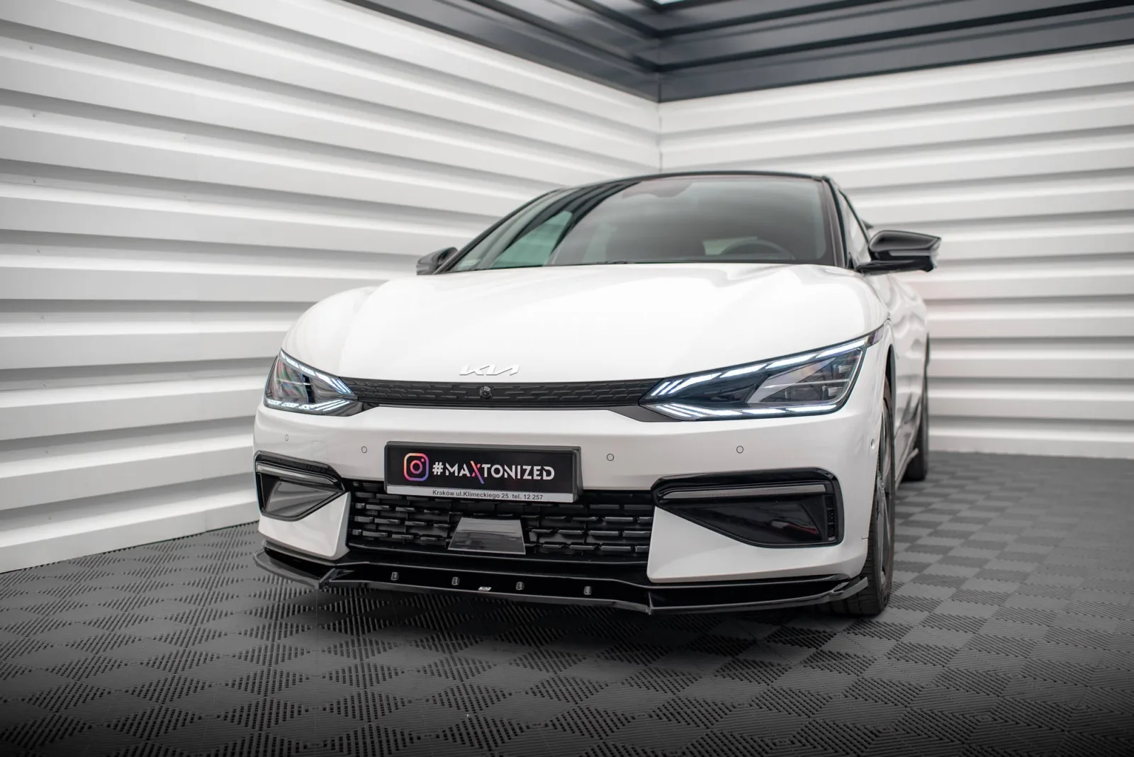 Front Splitter V.2 compatible with Kia EV6 GT-Line Mk1