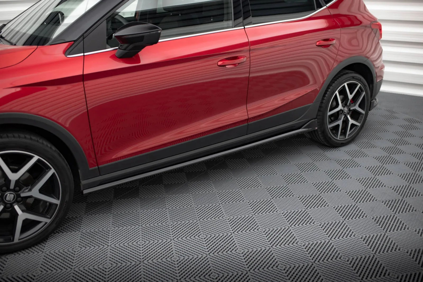 Side Skirts Diffusers compatible with Seat Arona FR Mk1