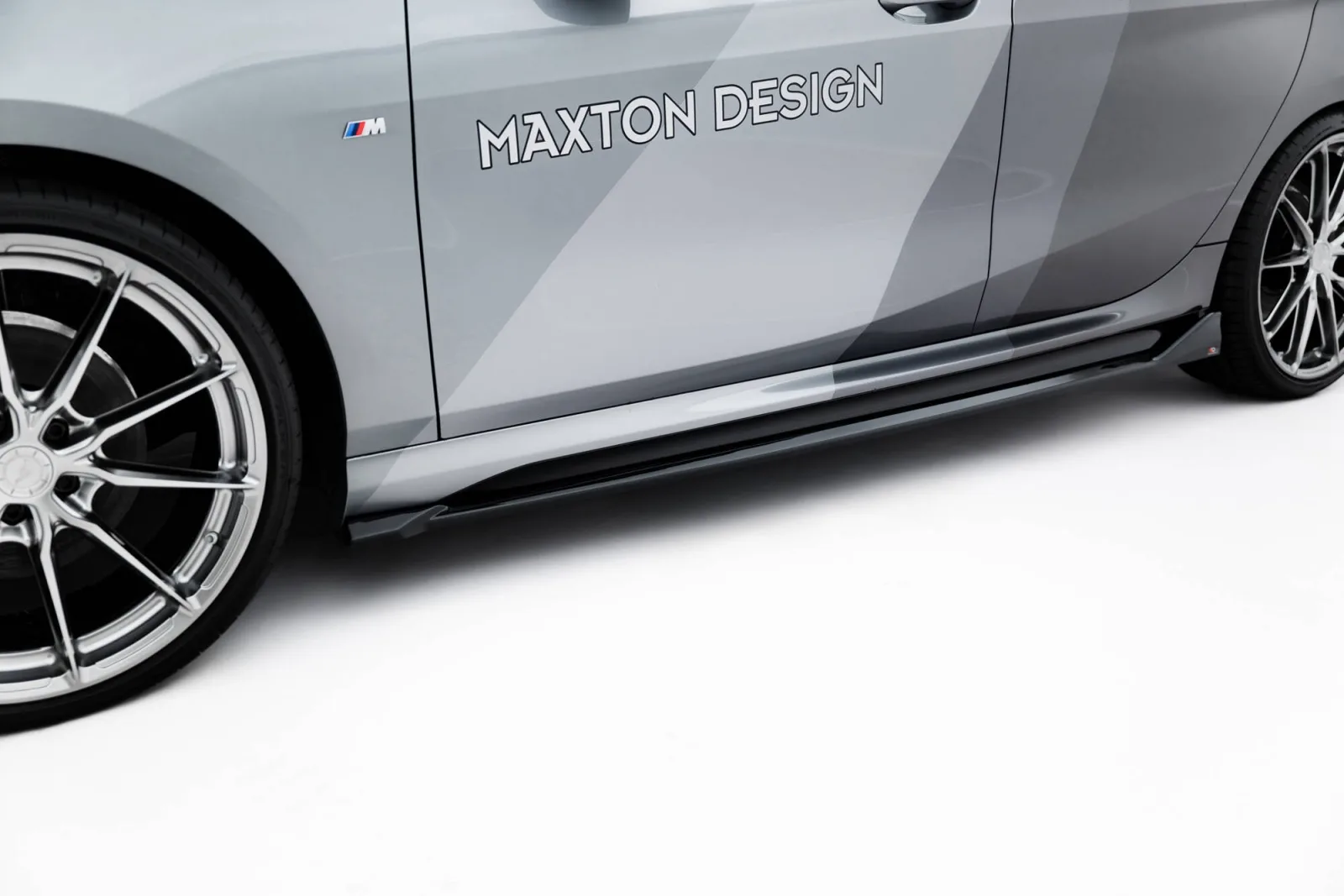 Side Skirts Diffusers V.2 compatible with BMW M135i F70