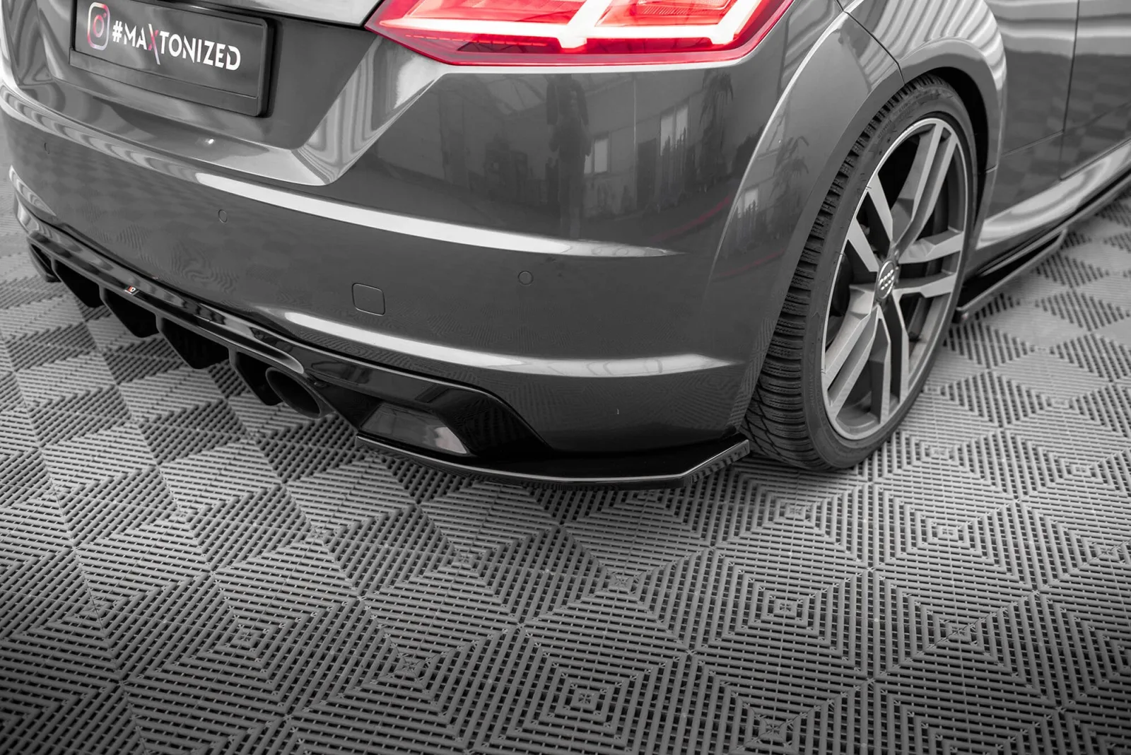 Rear Side Splitters V.2 compatible with Audi TT S-Line 8S