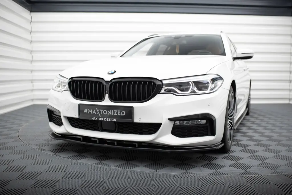 Front Splitter V.1 compatible with BMW 5 M-Pack / M550d / M550i G30/ G31 M-Pack
