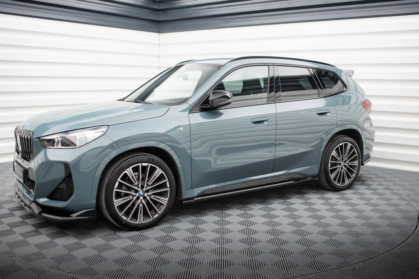 Set of Splitters compatible with BMW X1 M-Pack U11