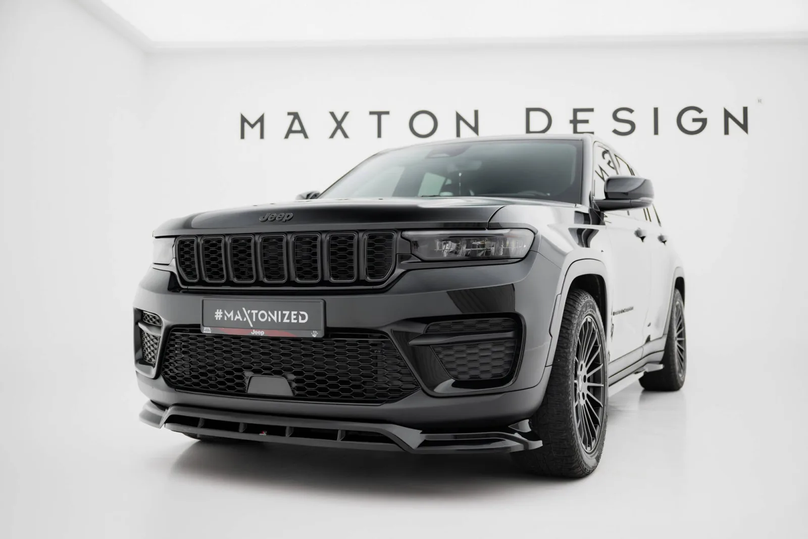 Front Splitter compatible with Jeep Grand Cherokee Mk5