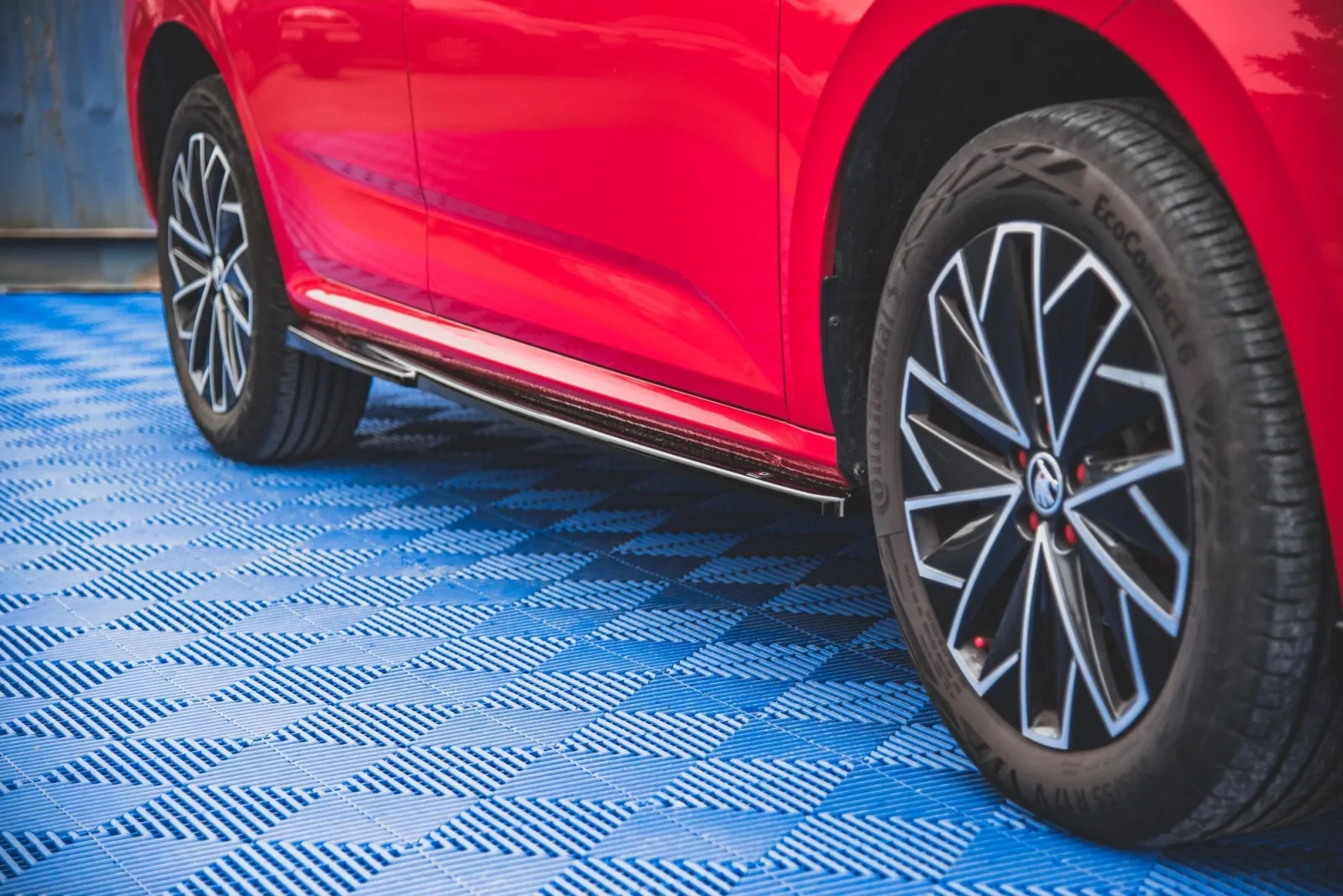 Side Skirts Diffusers compatible with Skoda Kamiq Mk1