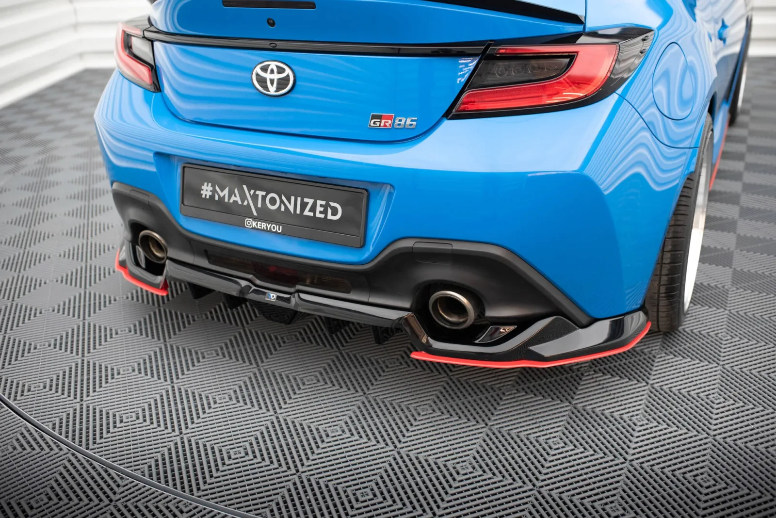 Rear Splitter (With Diffuser) V.2 compatible with Toyota GR86 Mk1