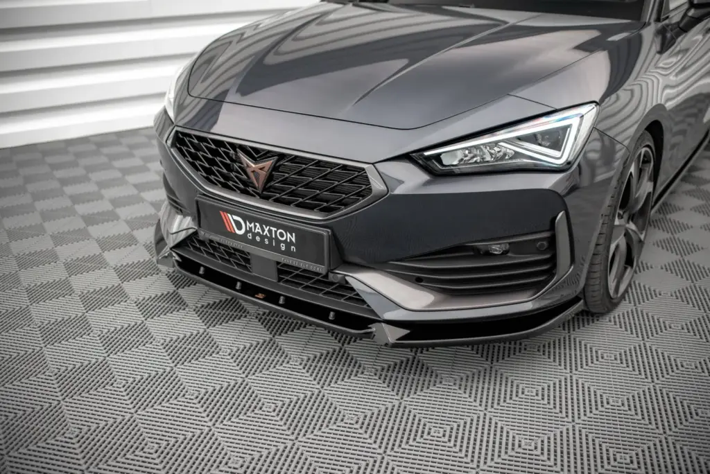 Front Splitter V.1 compatible with Cupra Leon Mk1