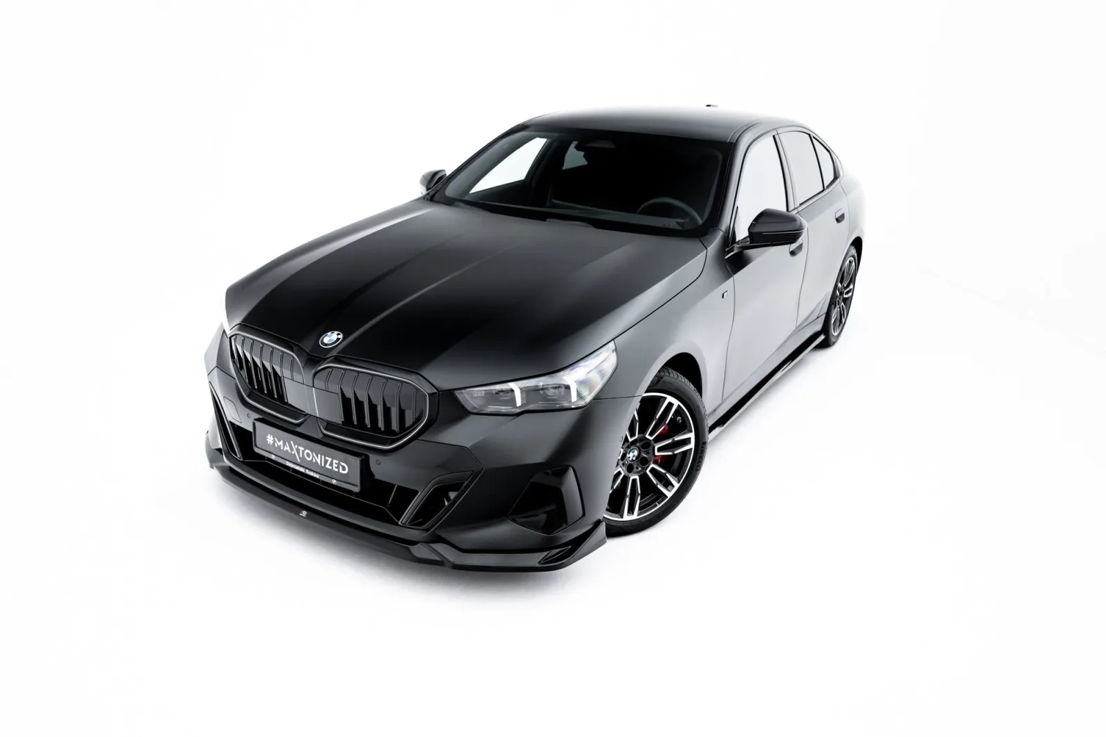 Front Splitter V.2 compatible with BMW 5 / i5 M-Pack G60