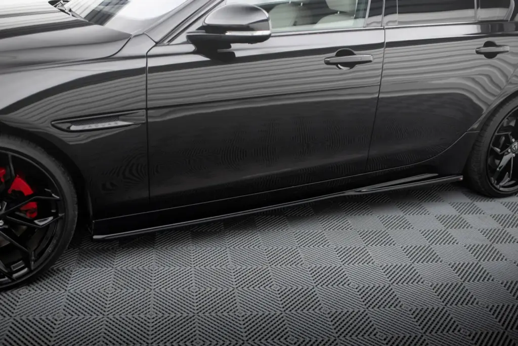 Side Skirts Diffusers compatible with Jaguar XE X760 Facelift