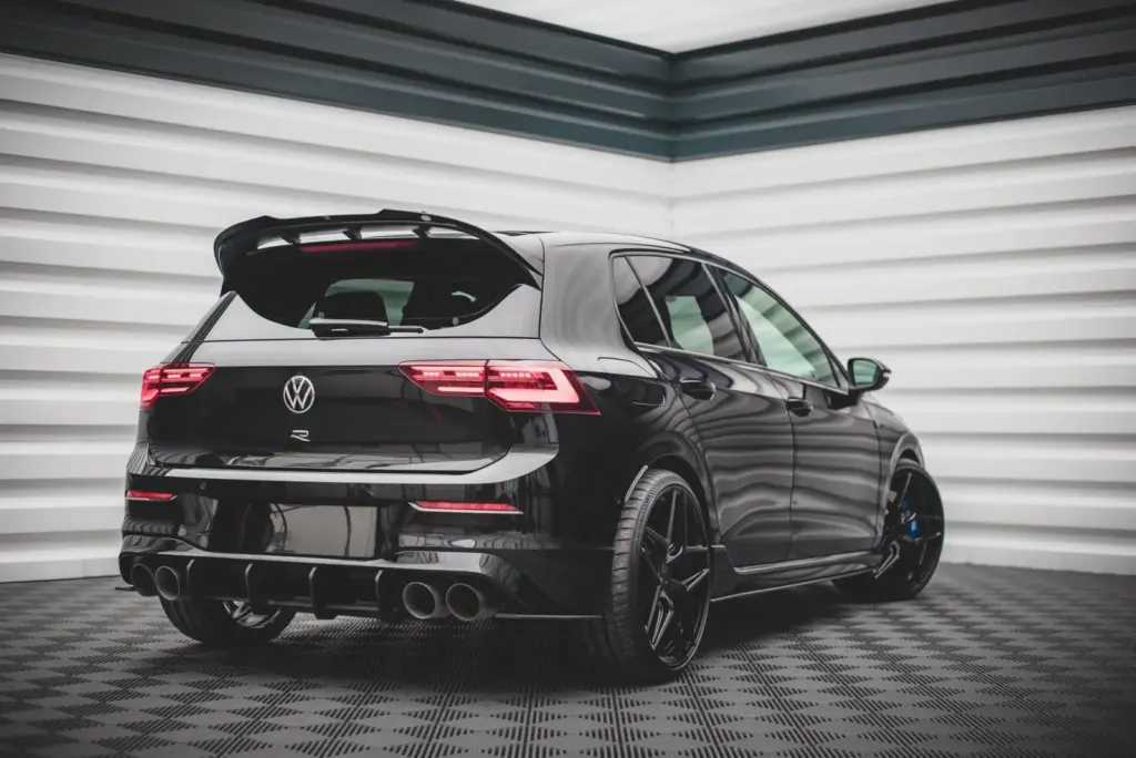 Rear Diffuser Street Pro compatible with Volkswagen Golf R Mk8