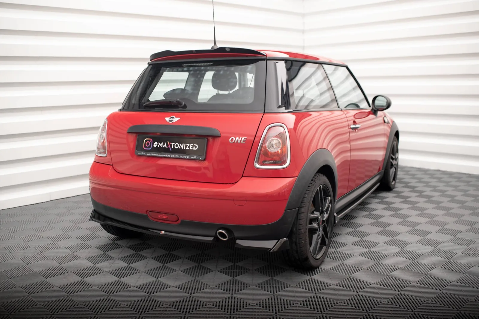 Rear Side Splitters compatible with Mini One R56