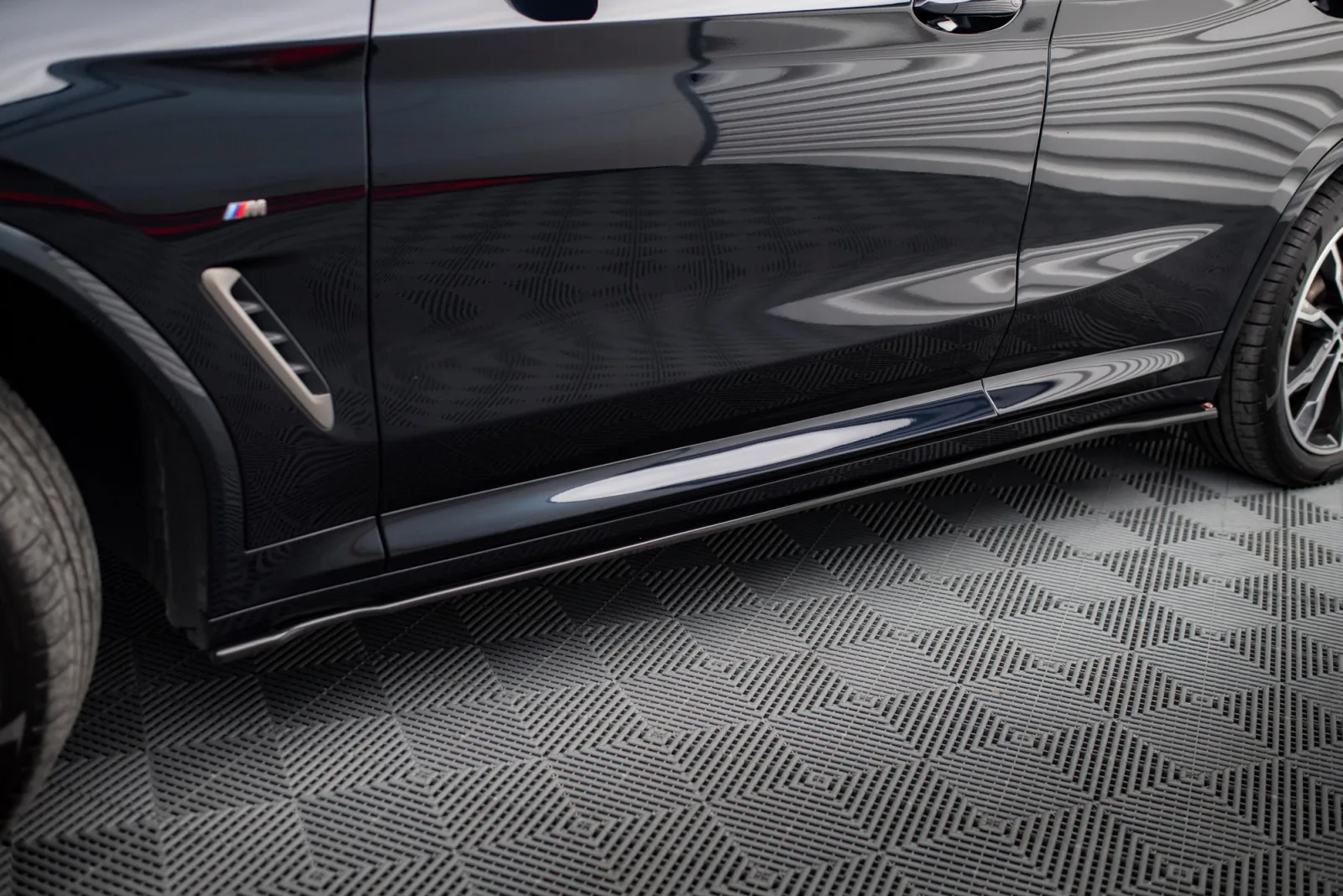 Side Skirts Diffusers compatible with BMW X4 M-Pack G02