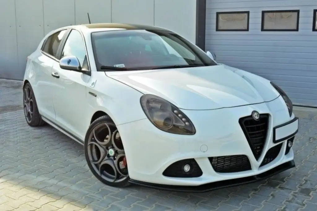 Front Splitter V.1 compatible with Alfa Romeo Giulietta