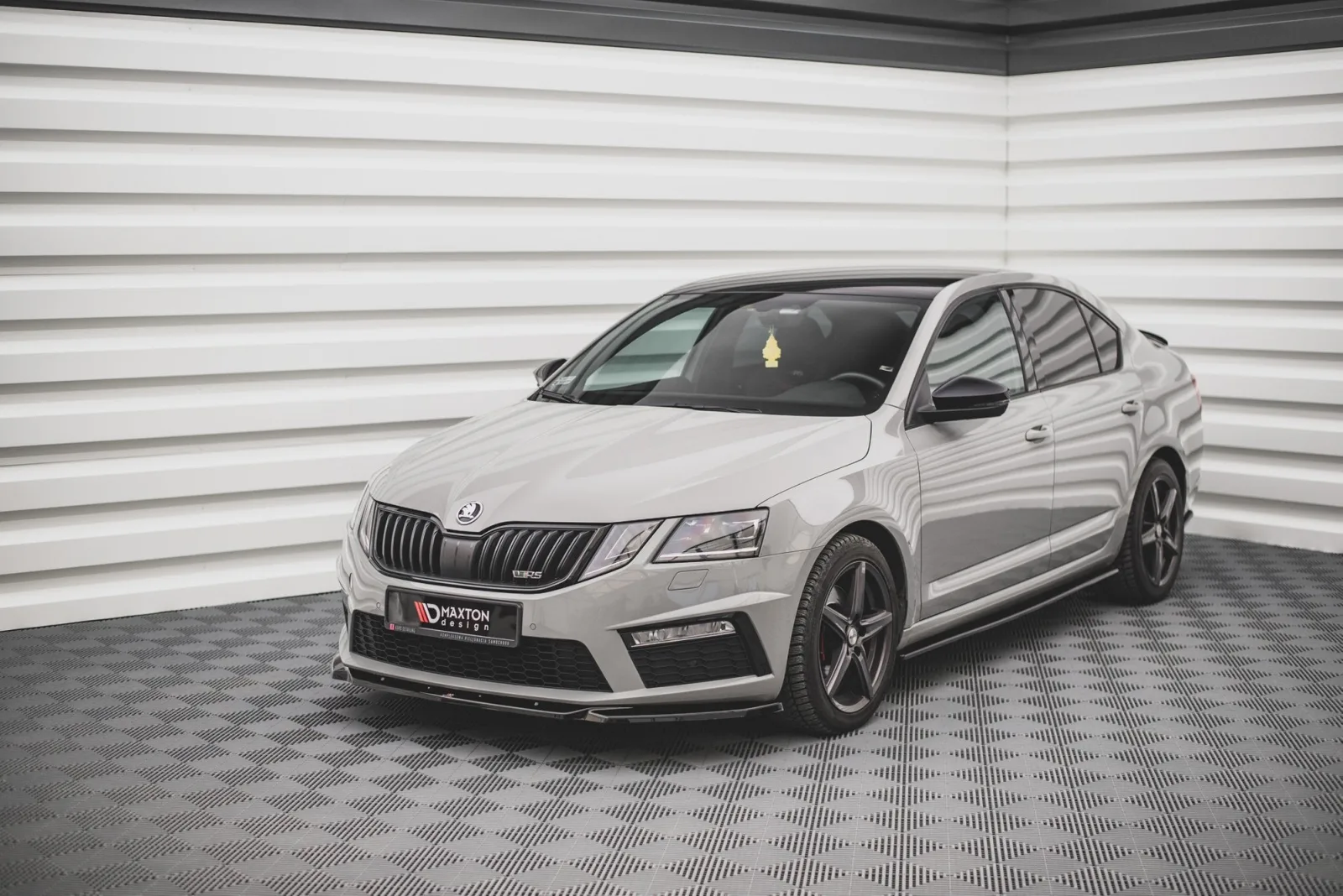 Front Splitter V.3 compatible with Skoda Octavia RS Mk3 Facelift