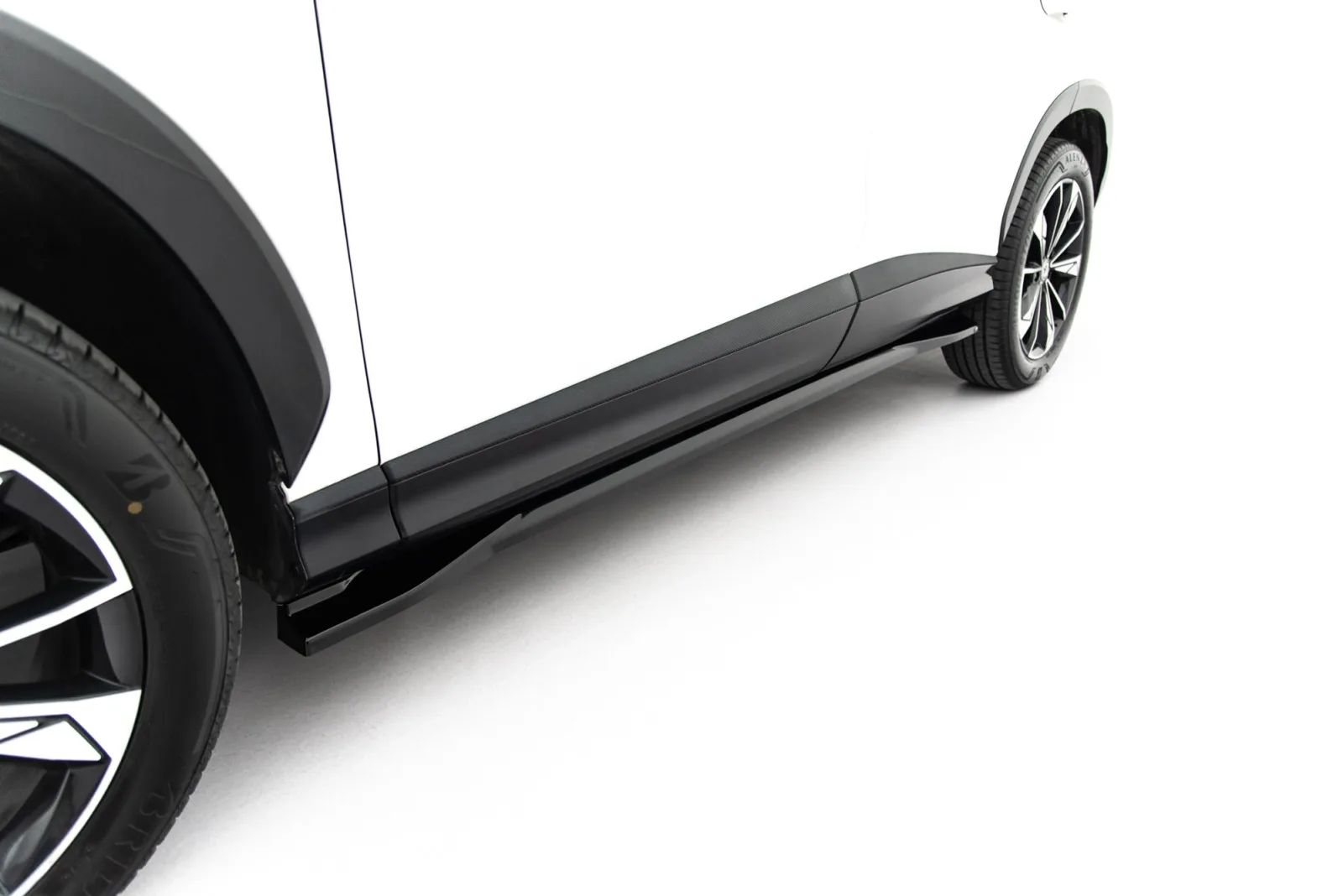 Side Skirts Diffusers compatible with MG HS Mk2