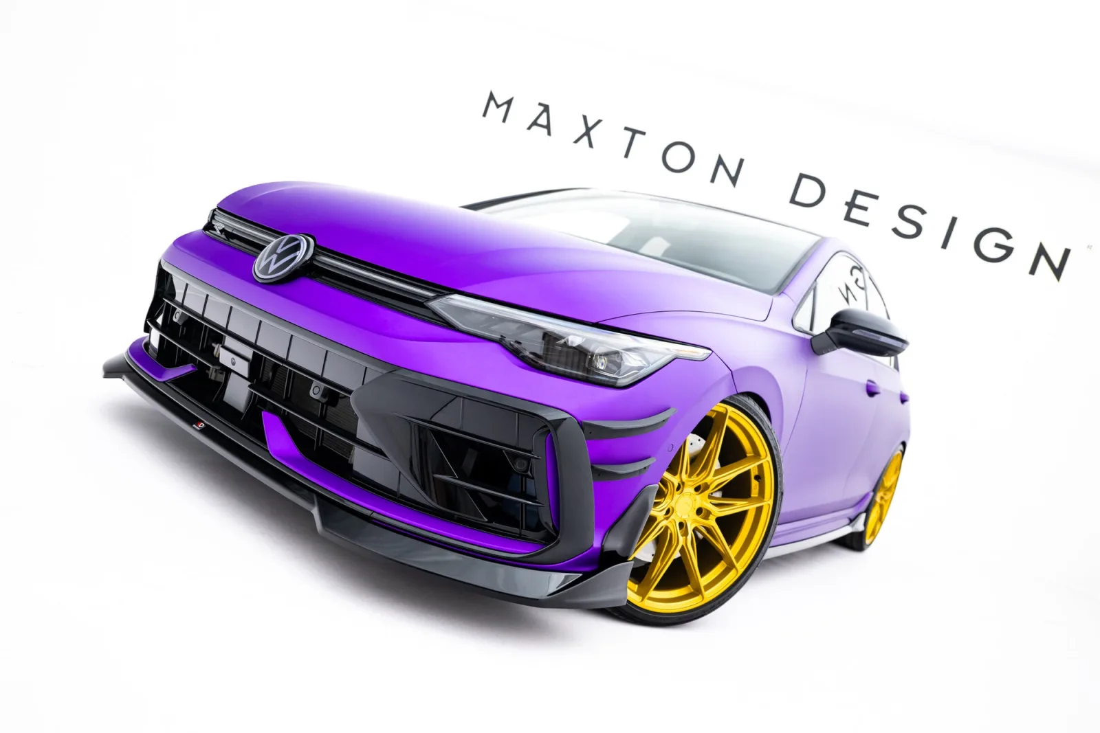 Front Splitter V.4 compatible with Volkswagen Golf R Hatchback Mk8 Facelift