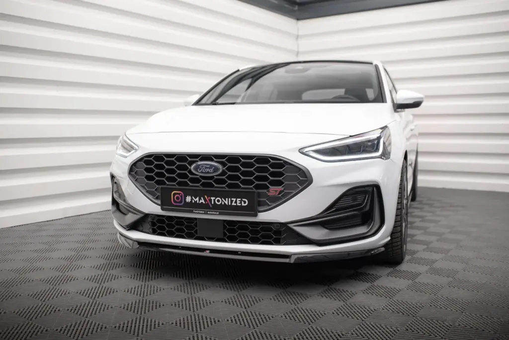 Front Splitter V.2 compatible with Ford Focus ST / ST-Line Mk4 Facelift