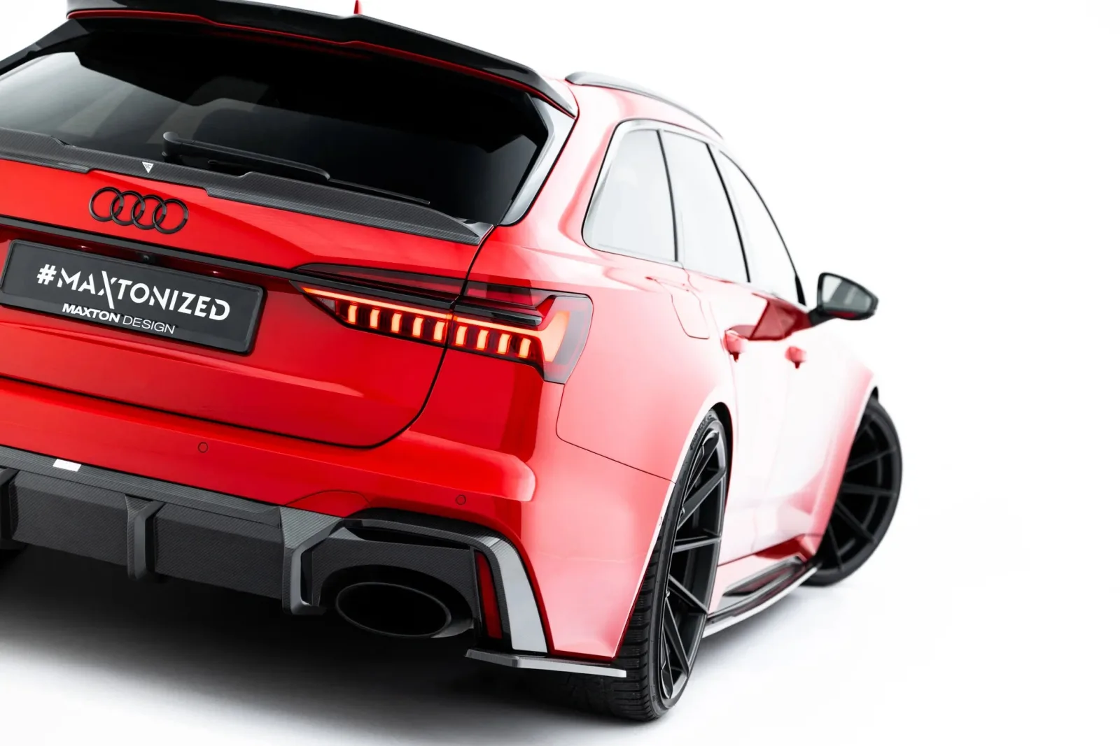 Carbon Rear Side Splitters Prepreg compatible with Audi RS7 C8