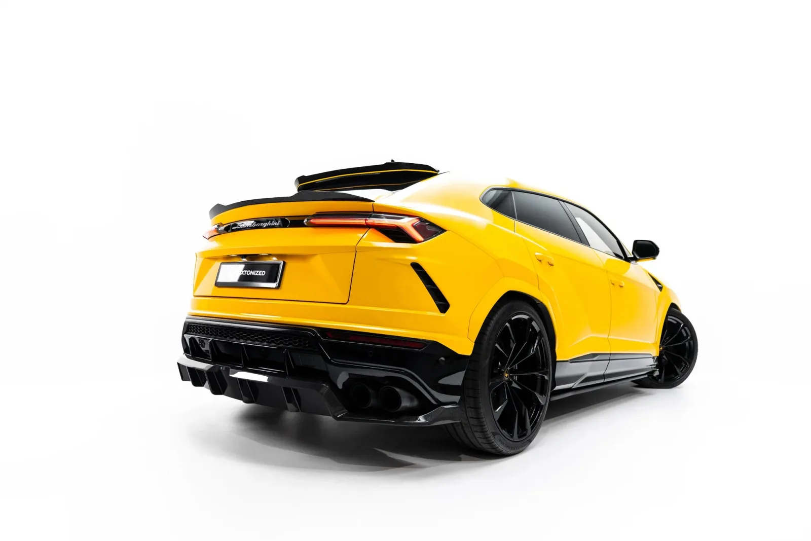 Carbon Spoiler Rear Boot Lid (Lower) Prepreg compatible with Lamborghini Urus Mk 1