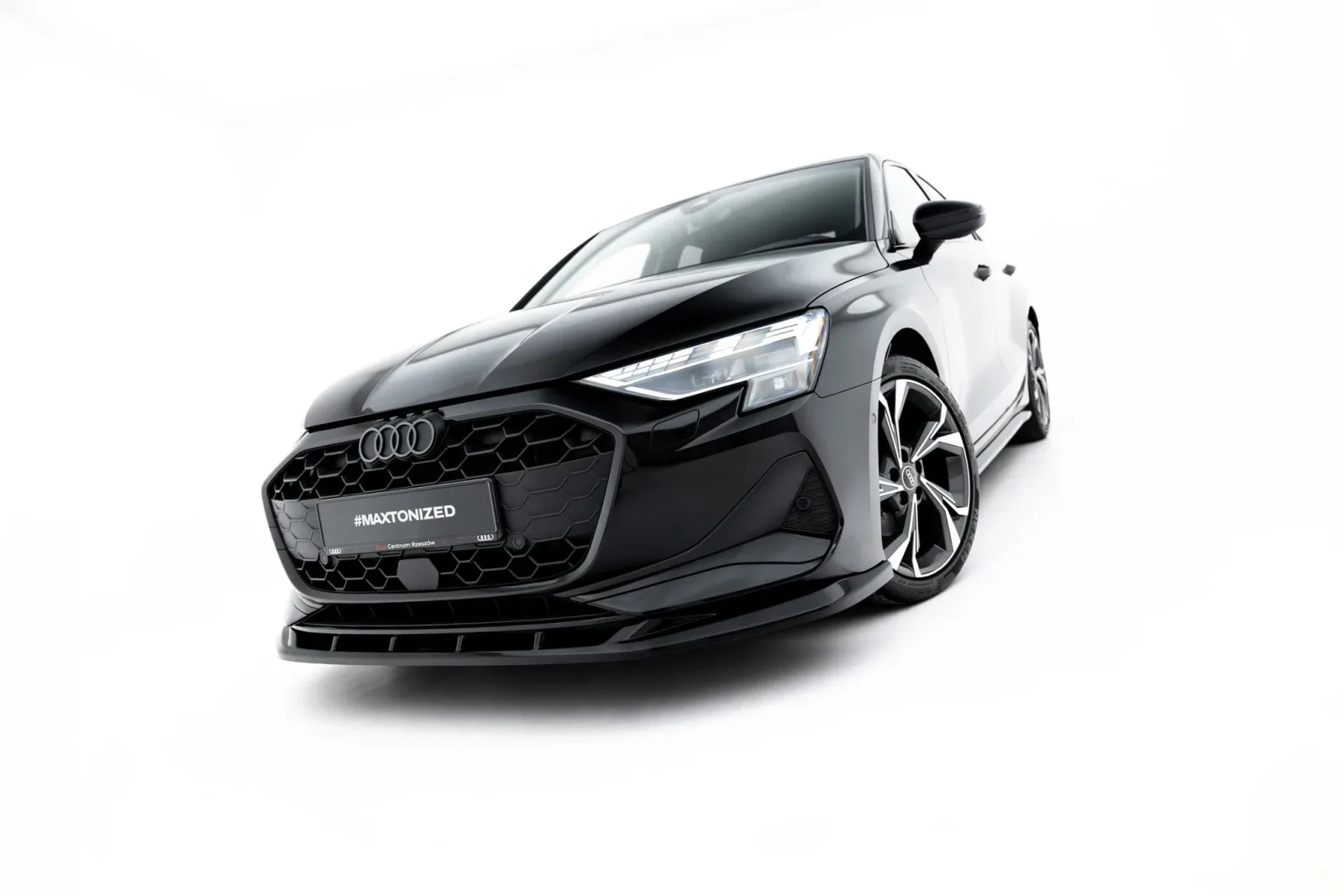 Front Splitter V.2 compatible with Audi A3 Sedan 8Y Facelift